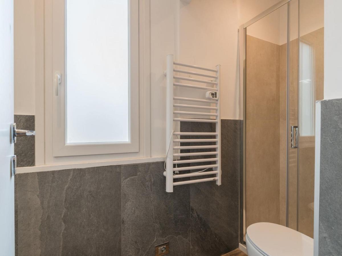The Best Rent - Elegant Three-bedroom A Few Steps From Fontana Di Trevi Rome