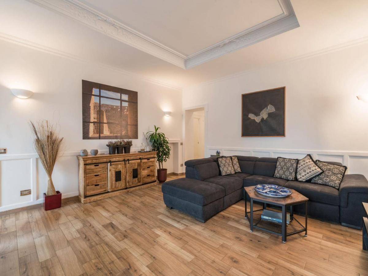 Appartement The Best Rent - Elegant Three-bedroom A Few Steps From Fontana Di Trevi *