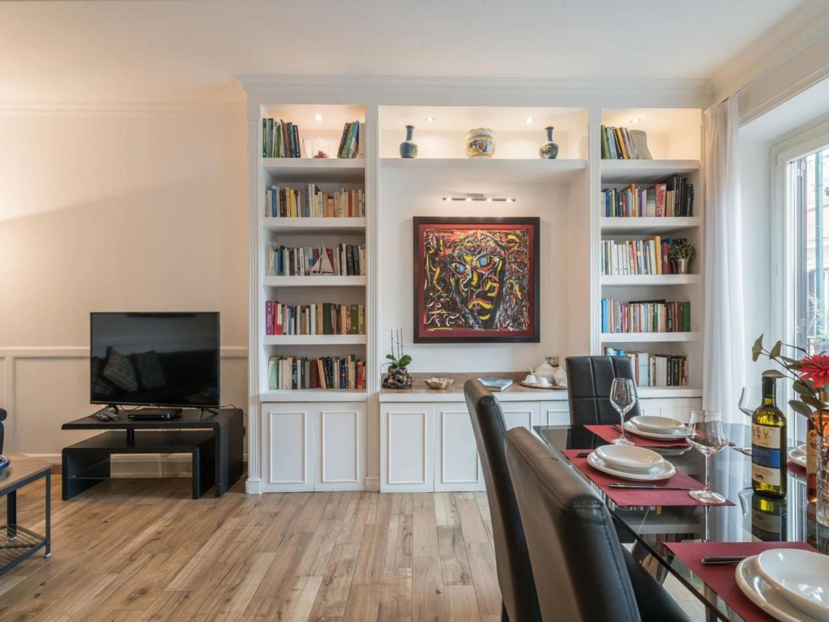 The Best Rent - Elegant Three-bedroom A Few Steps From Fontana Di Trevi *