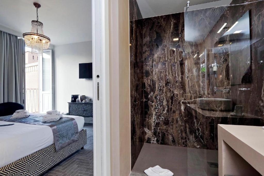 Della Croce Guest house Rome