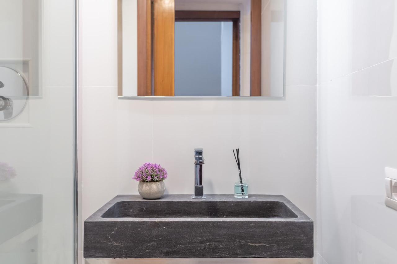 Trastevere San Calisto 3 Bdr Appartement *
