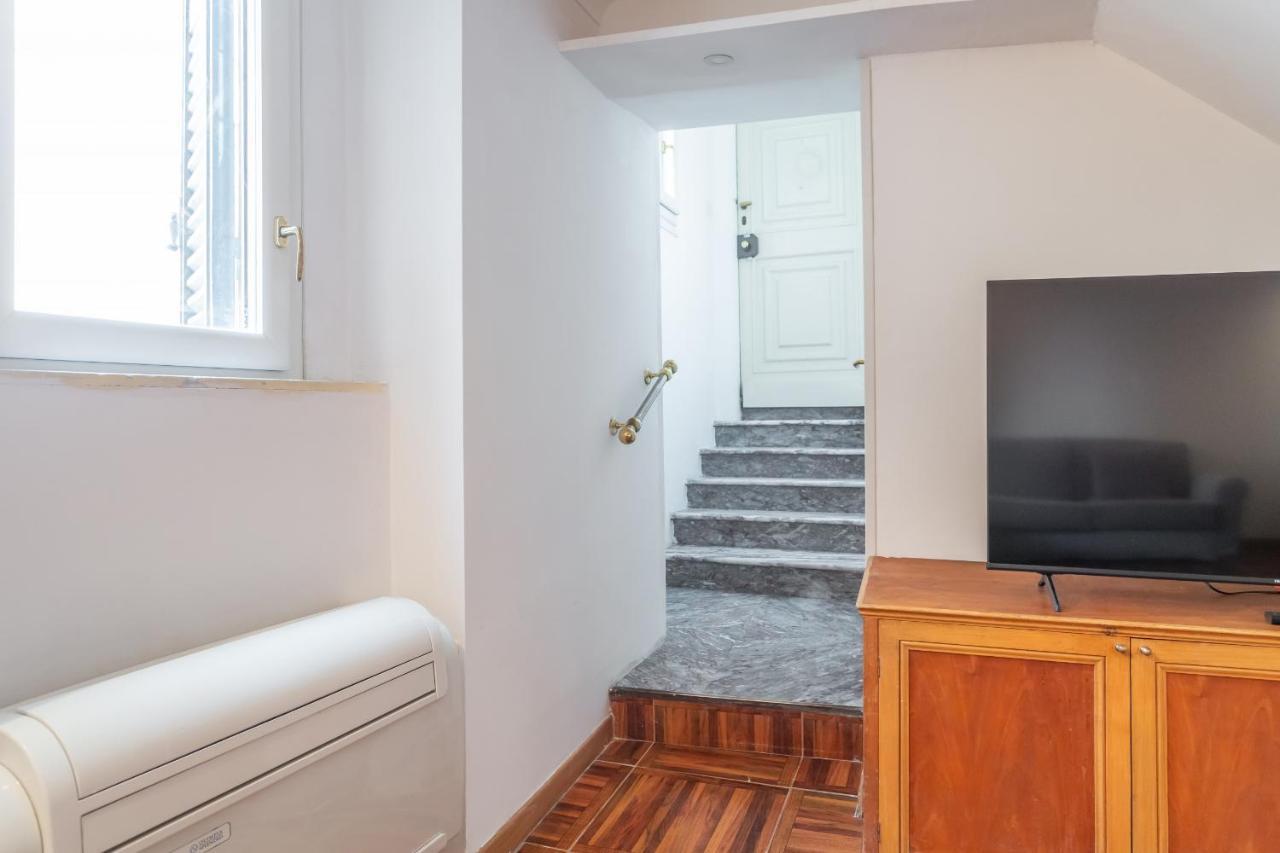 Trastevere San Calisto 3 Bdr Rome