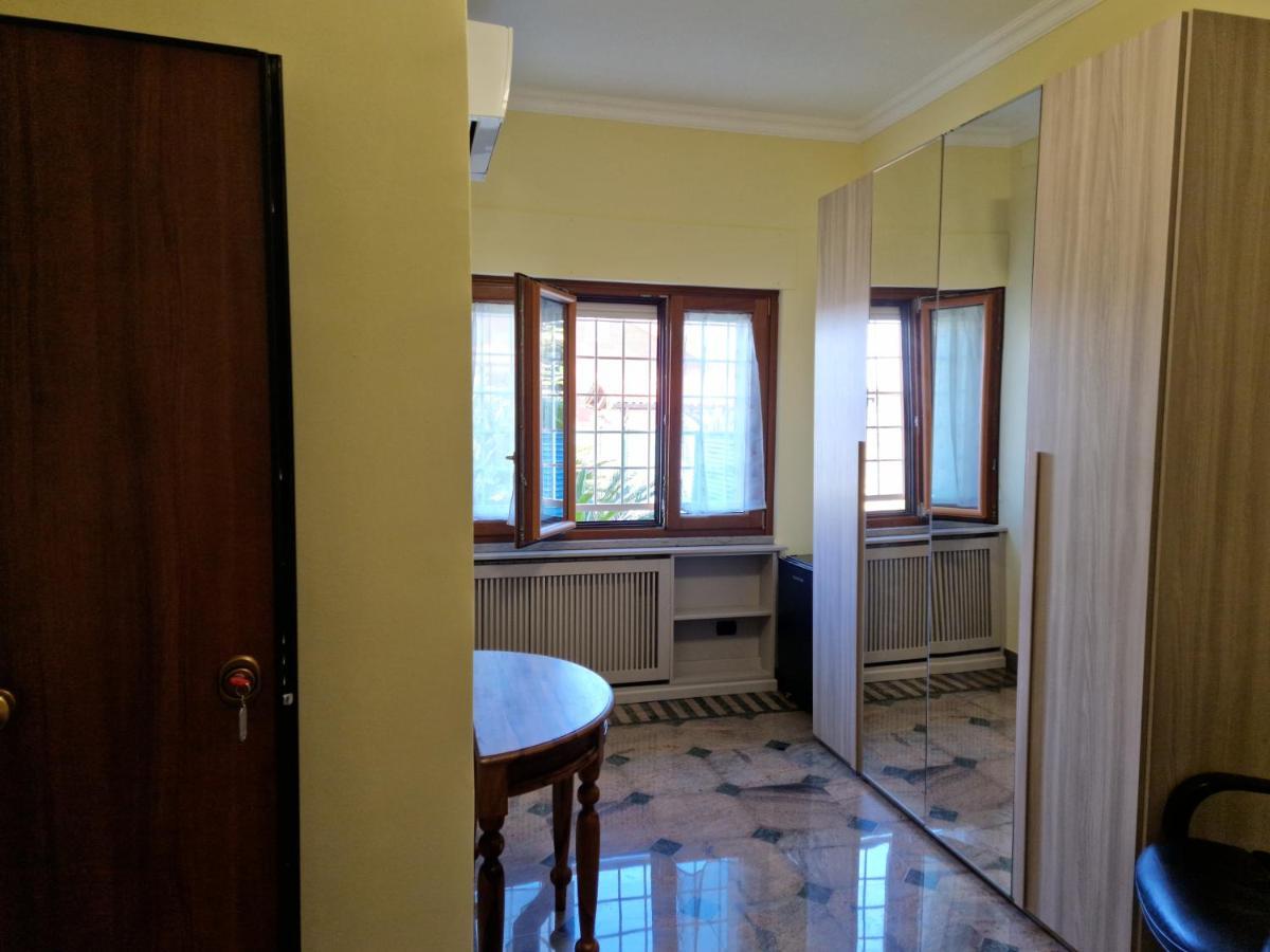 Castelbarco House A Guest house Rome