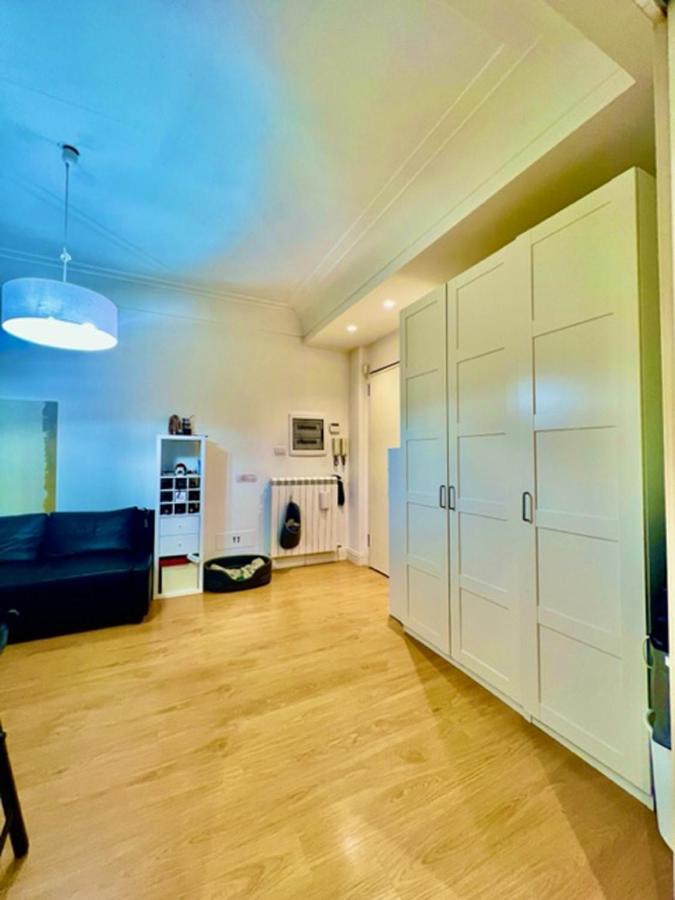 Auditorium Luxury Apartment