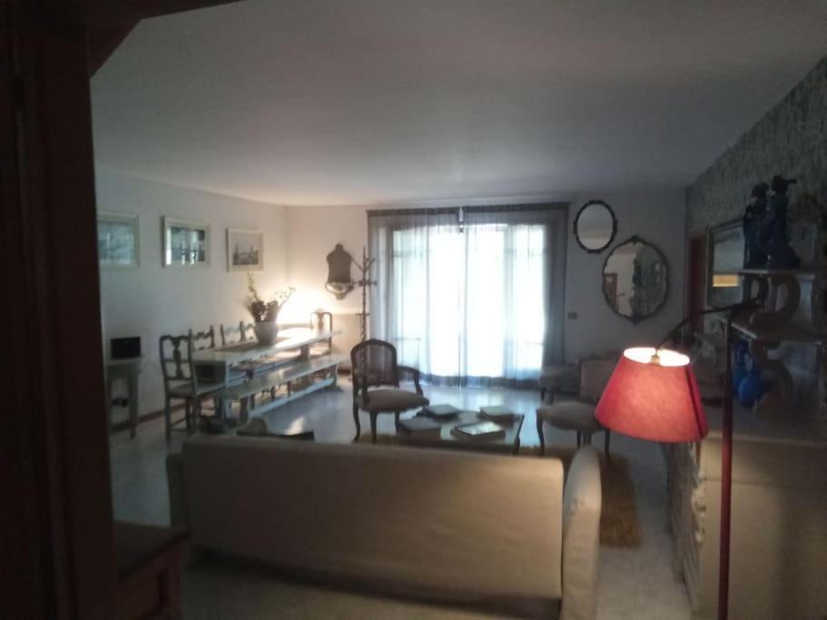 Residenza Nella Campagna Di Capitale. Holiday home *