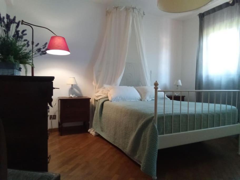 Holiday home Residenza Nella Campagna Di Capitale. *