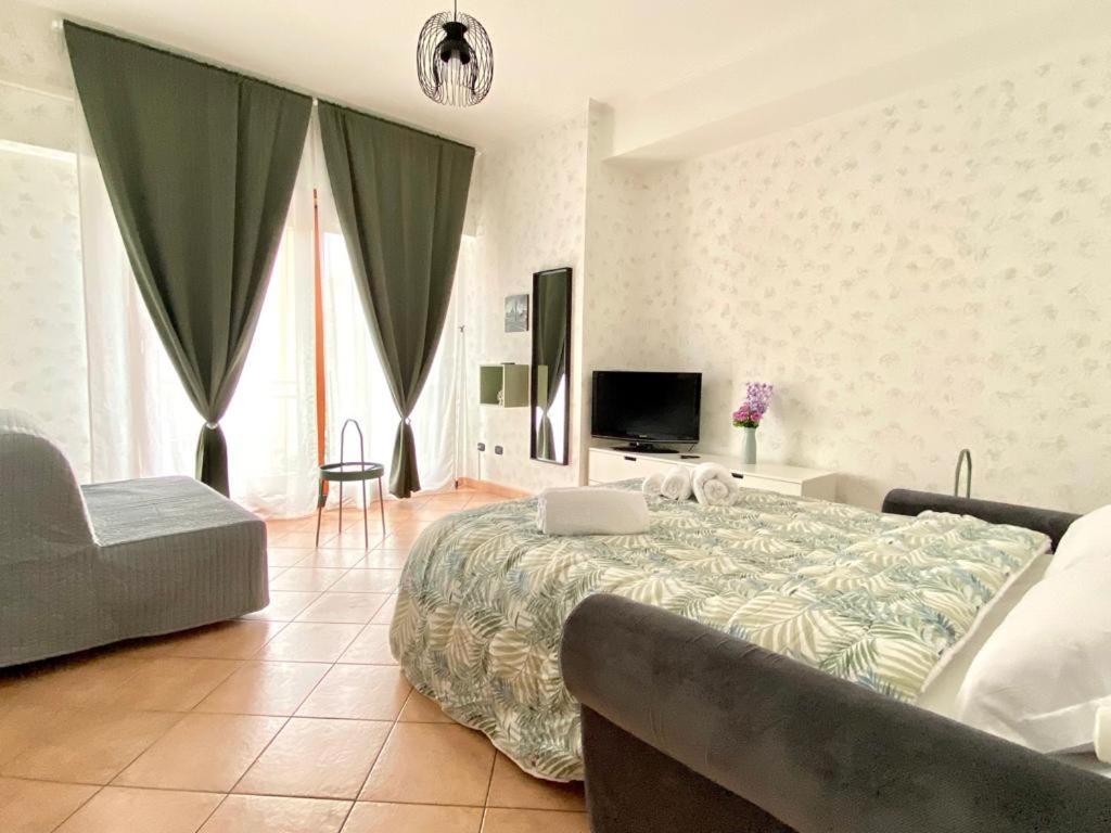 Open - Metro A Holiday home