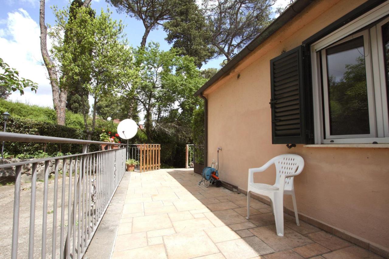 Appia Antica 1br With Swimming Pool Rome