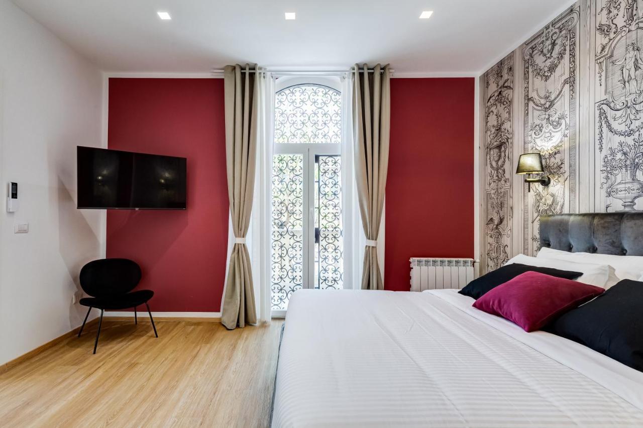 Chiara - A New Luxury Star Is Born In Rome! * Rome