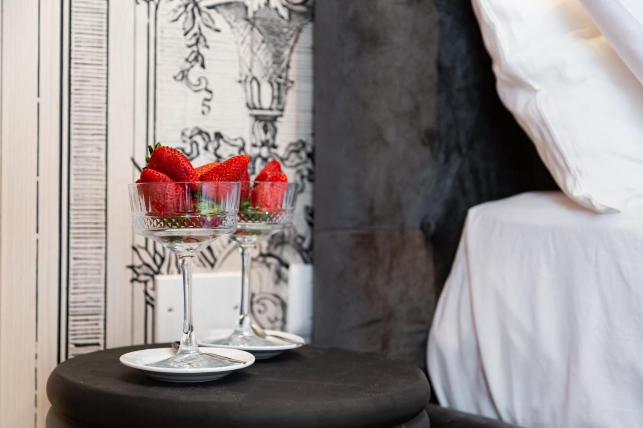 Chiara - A New Luxury Star Is Born In Rome! Villa Rome