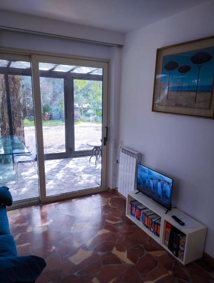 Cassia, Luminoso Open Space Nel , Casa Dei Leoni * Rome
