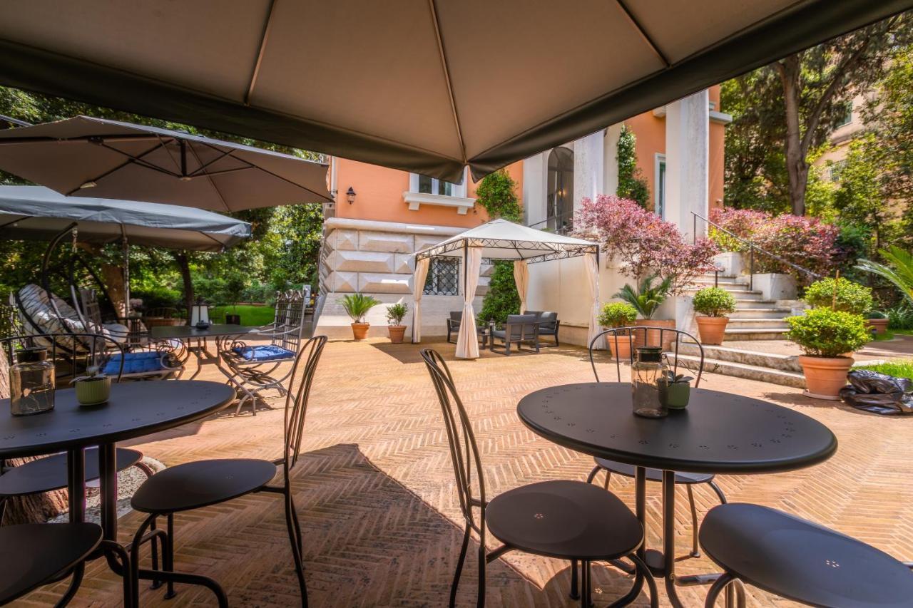 Garden Hotel 3*