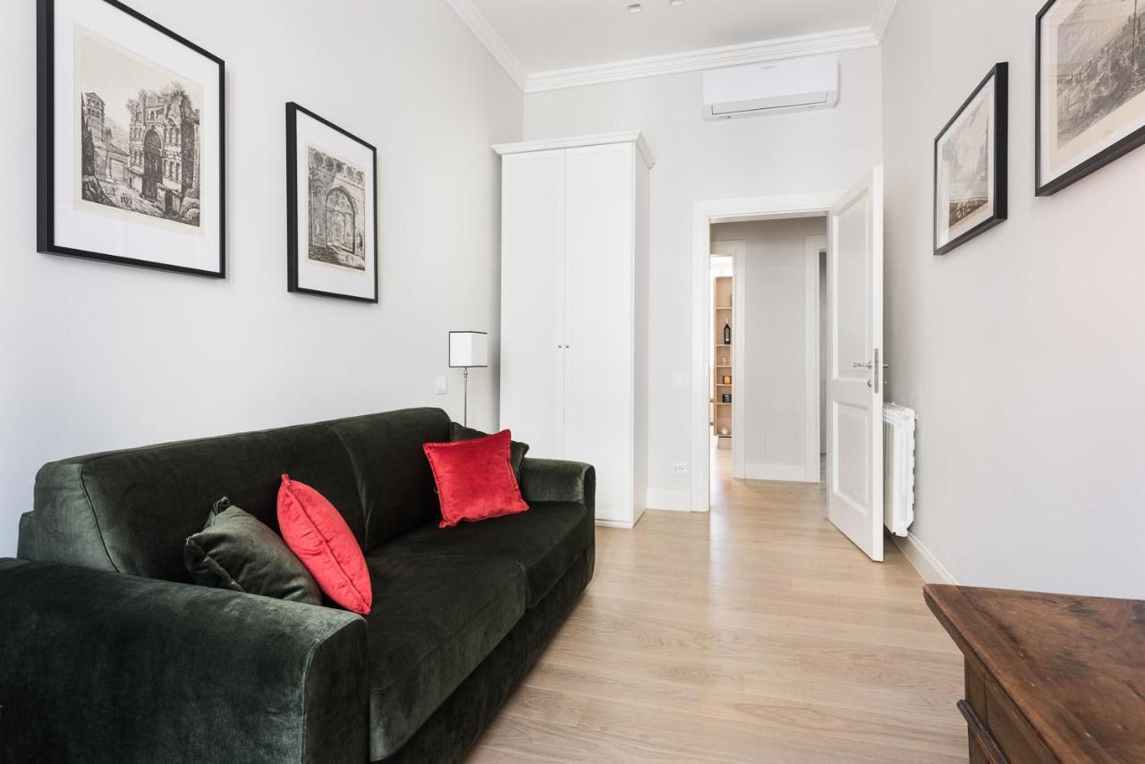 Idyllia - Elegant Flat *