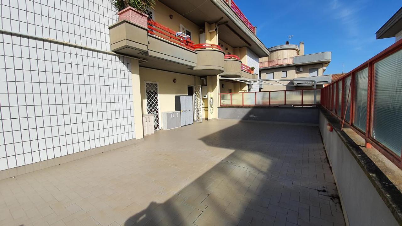 Apartamento Ilio E Giulia Near Metro C *
