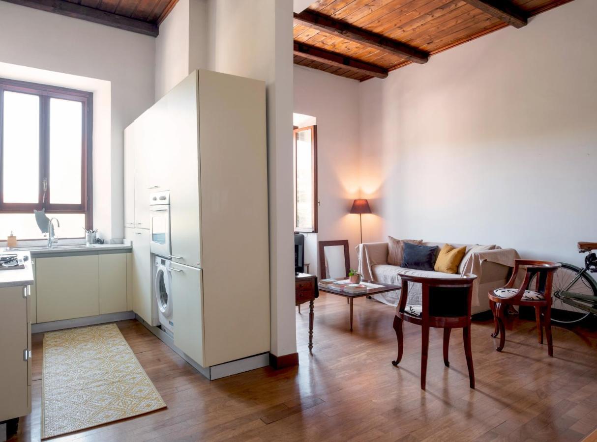 Romeasyoulike - Aventino N°37 * Rome