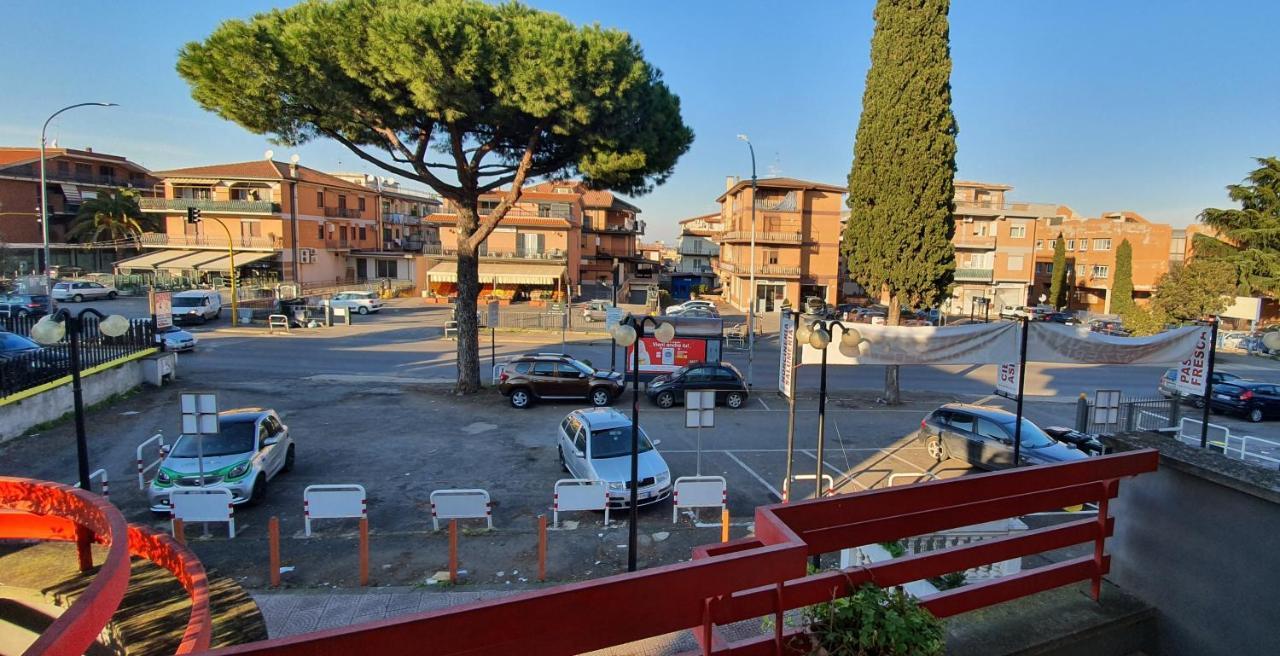 Ilio E Giulia Near Metro C
