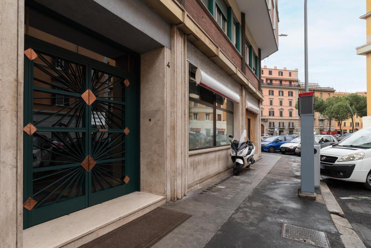 Piazza Re Di Comfy *