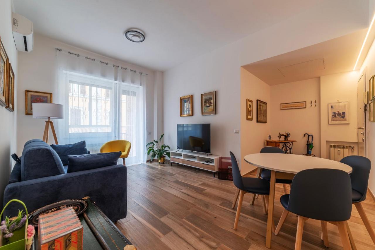 Piazza Re Di Comfy Apartamento