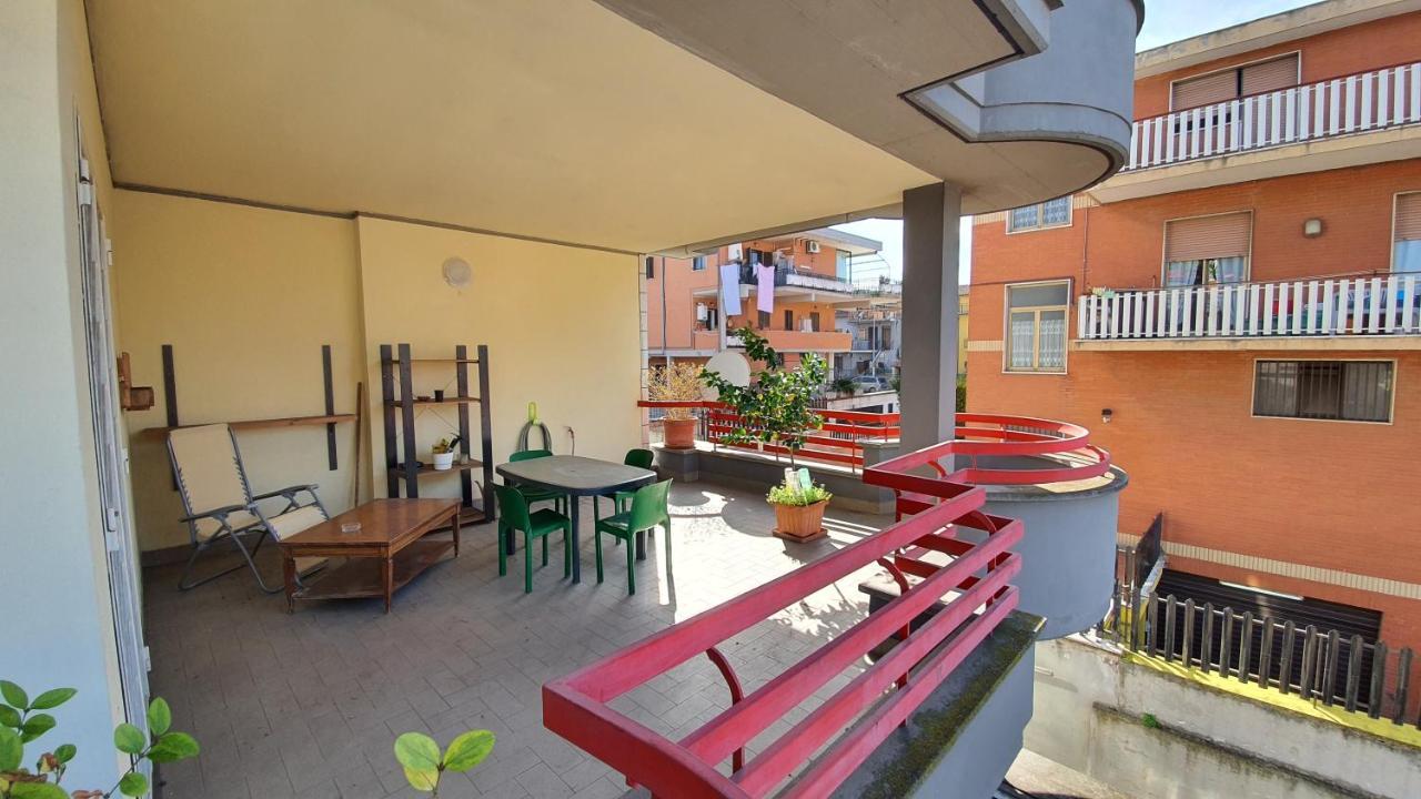 Ilio E Giulia Near Metro C Apartamento *