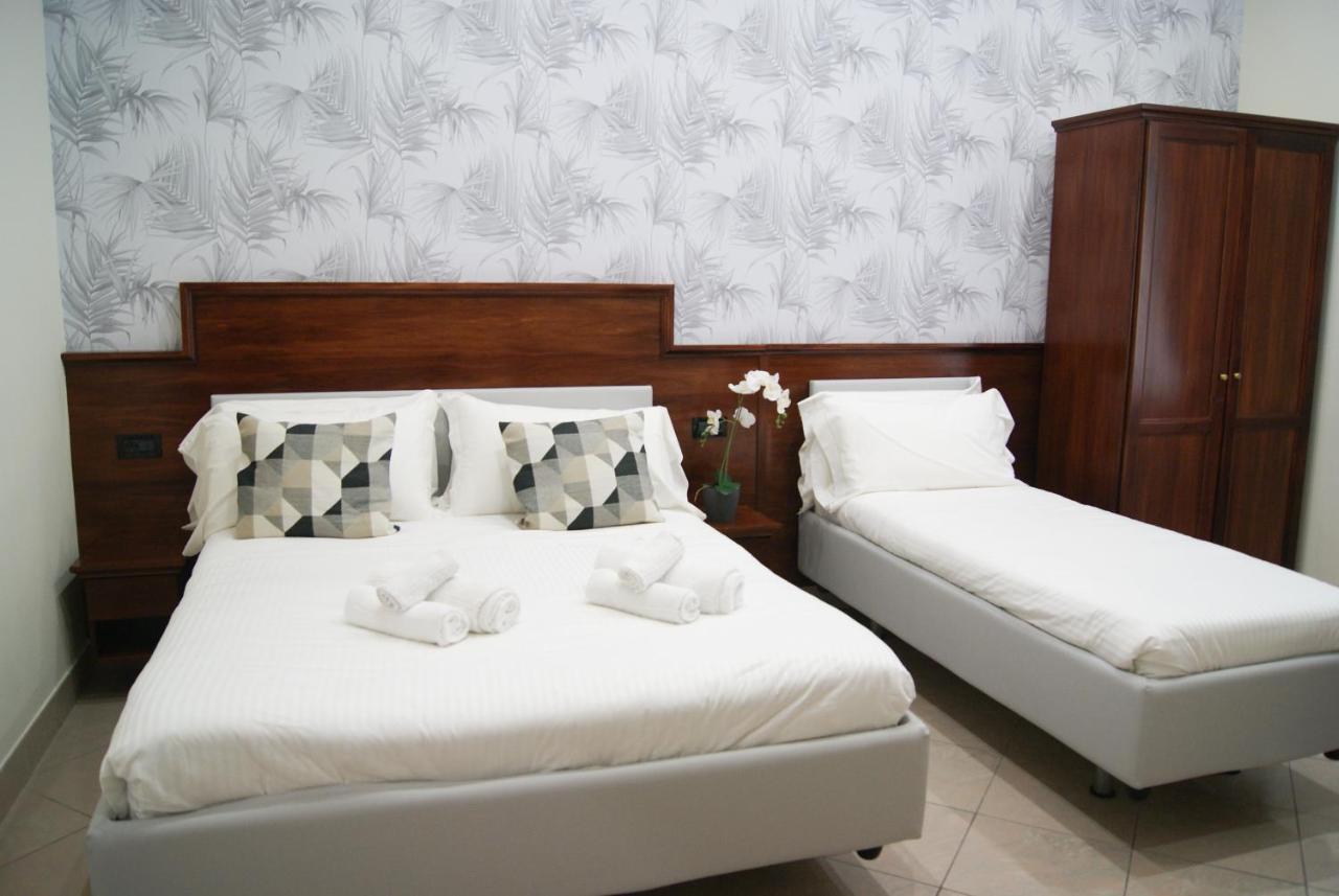 Esposizione Boutique 3*