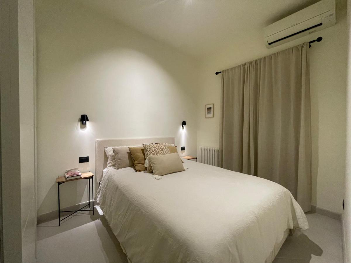 Apartment In The Heart Of *