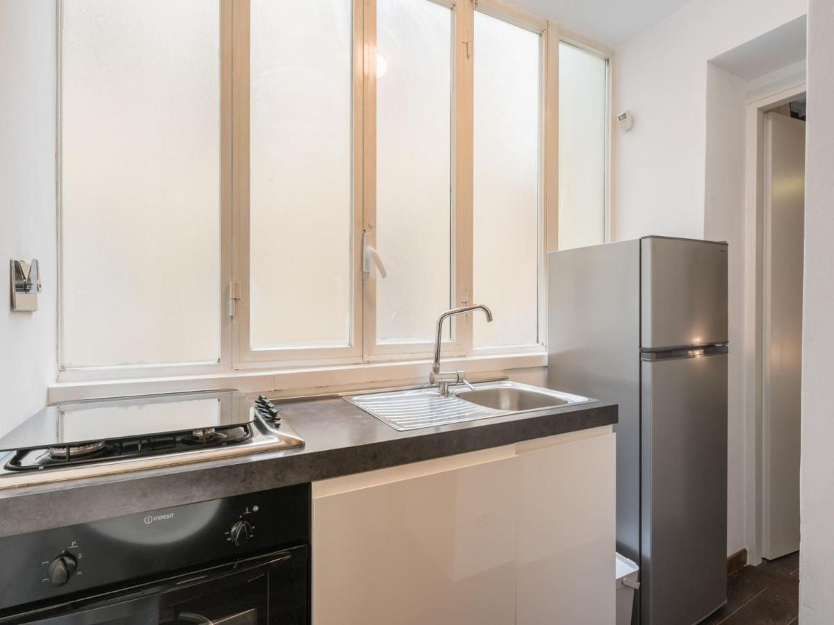 The Rent - Three-bedroom Close To The Quirinale Apartment Rome