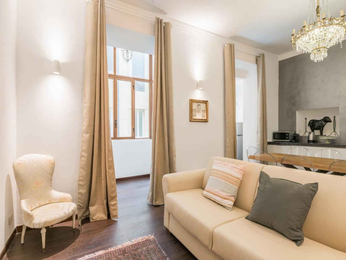 The Rent - Three-bedroom Close To The Quirinale Apartment Rome