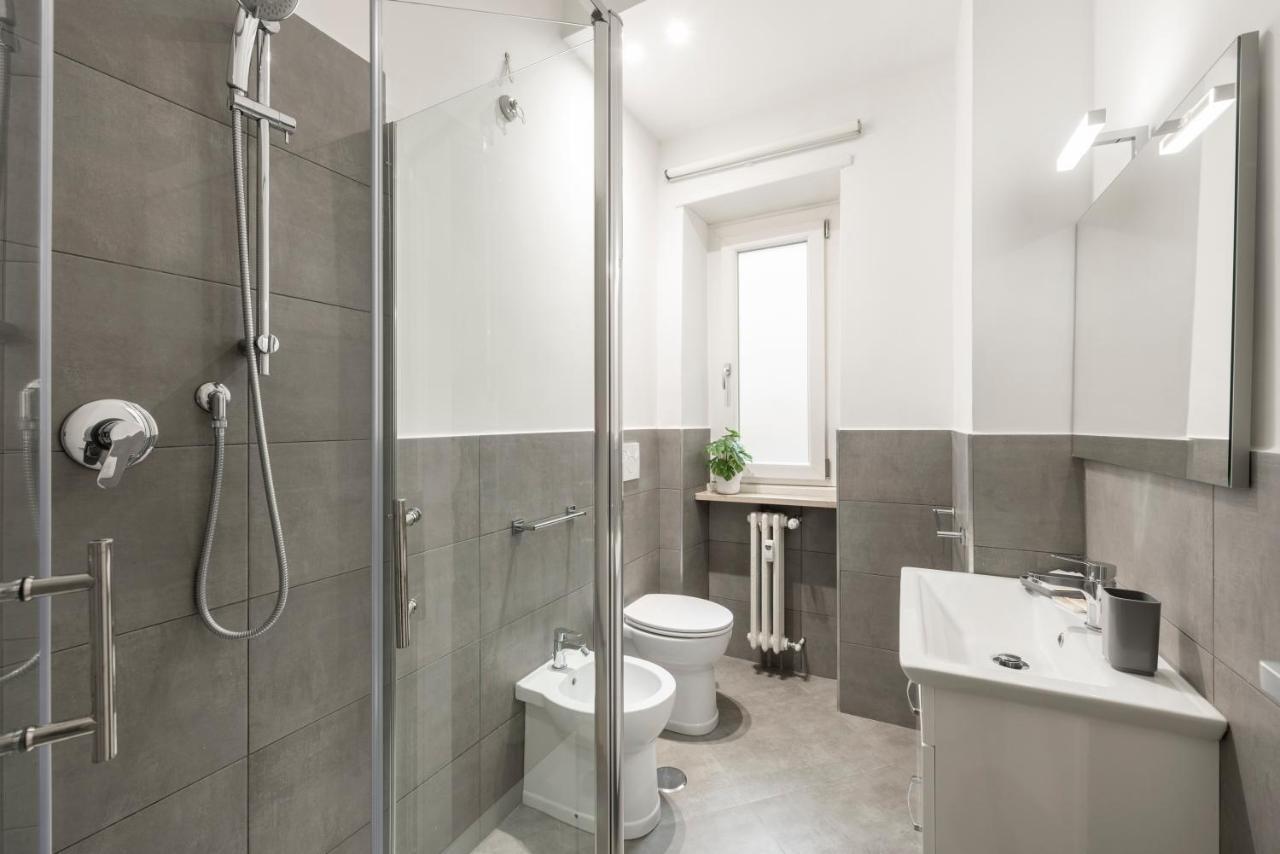 White Flat Gallia * Rome