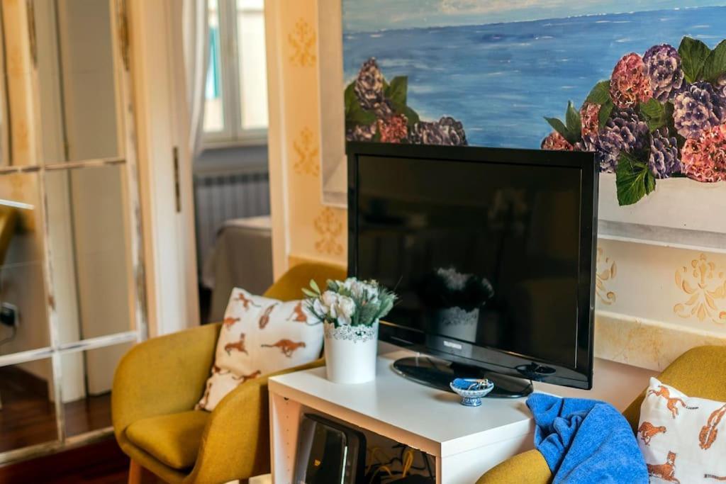 Colosseum 2br Elegance And Charm Apartment Rome