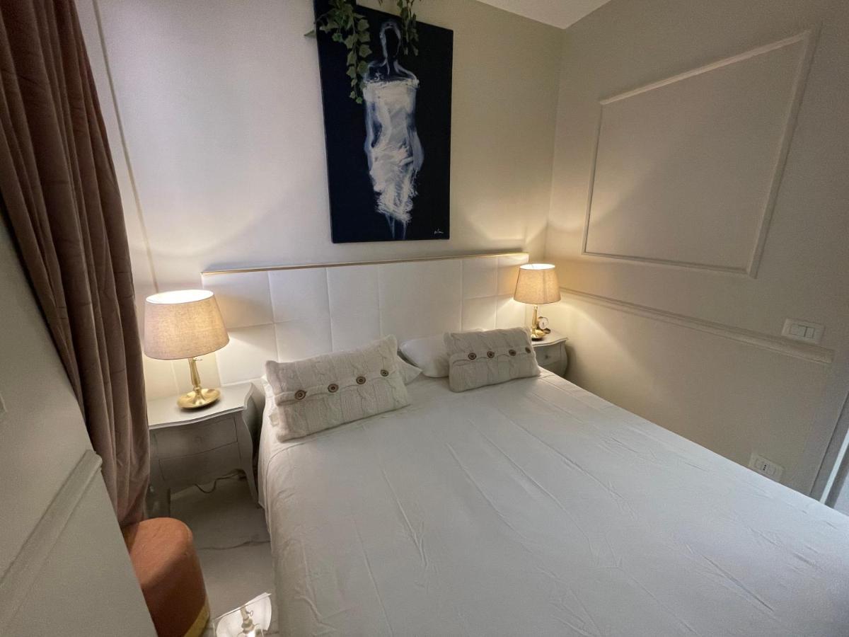 Spanish Steps Glamour & Sauna Luxury ****