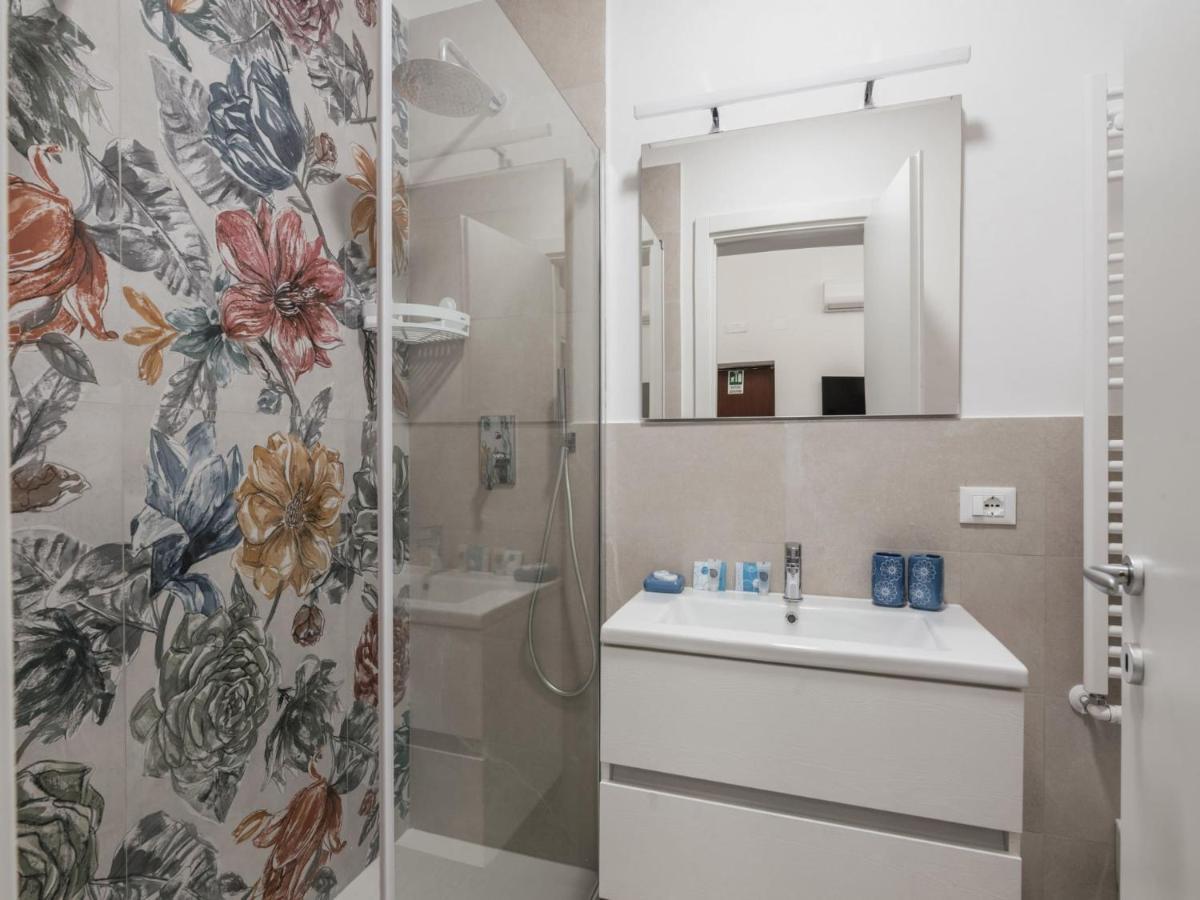 Apartment The Rent - Two-bedroom Close To San Pietro Rome