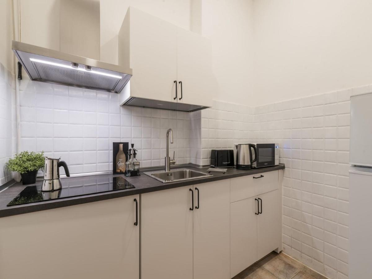 The Rent - Gorgeous One-bedroom Near Piazza Di Spagna Apartment Rome