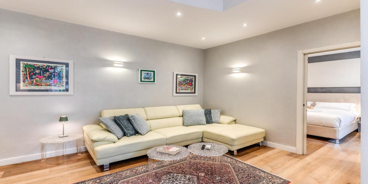Apartment Deluxe One Bedroom Apartment, Perfect Location, Air Cond *