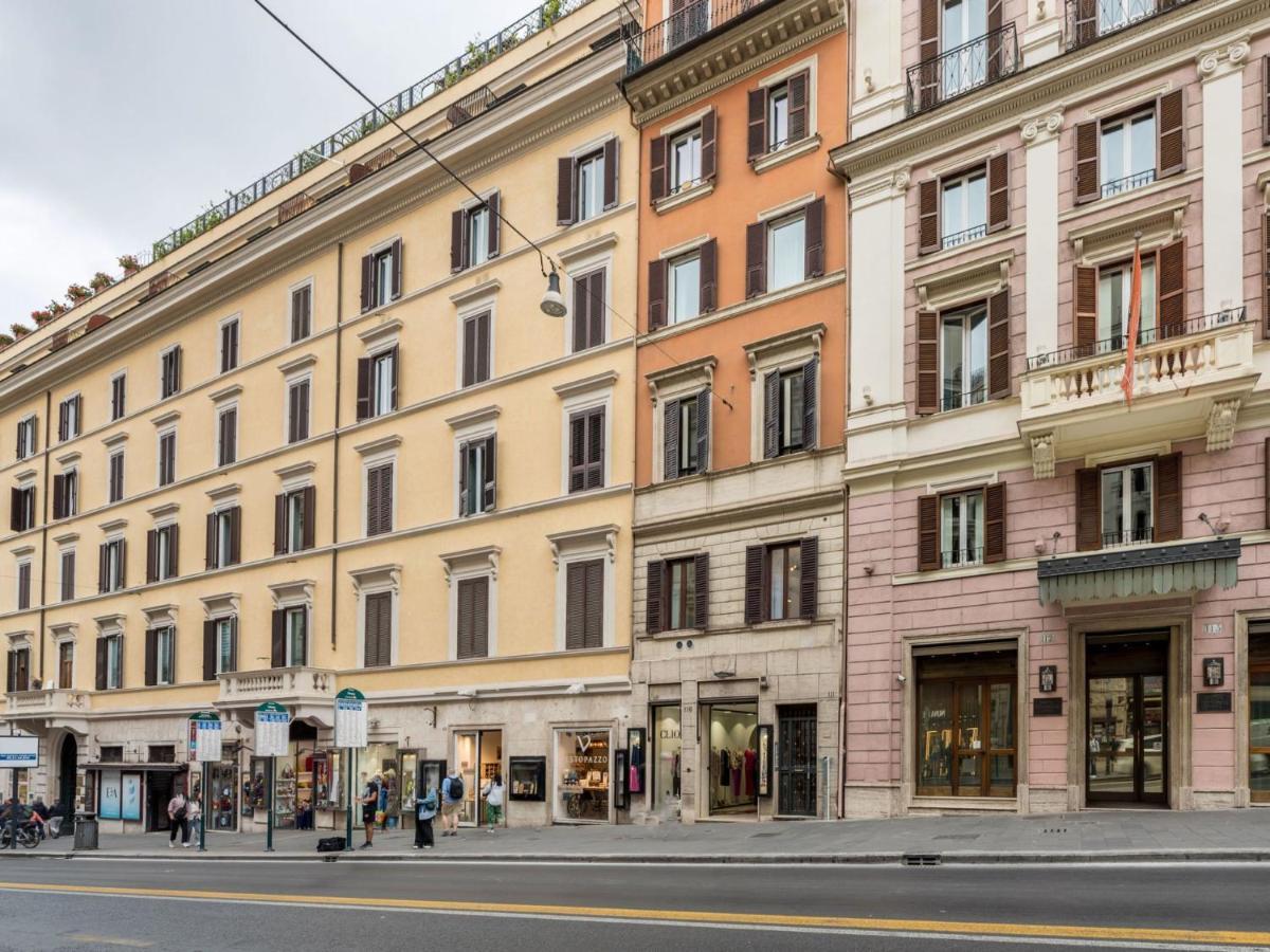 The Rent - Three-bedroom Close To The Quirinale *
