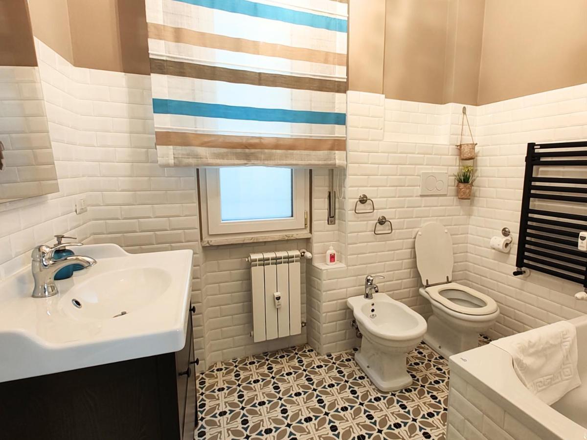 Luxury By Palazzo Senesi *