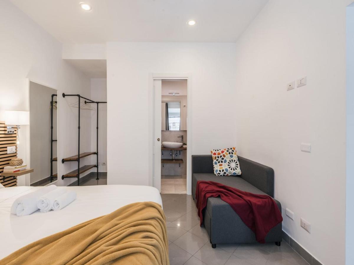 The Rent - Two-bedroom In Colosseum Area * Rome