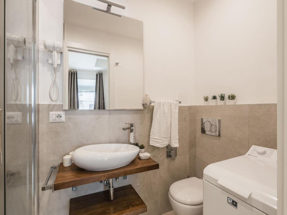 Apartment The Rent - Two-bedroom In Colosseum Area *