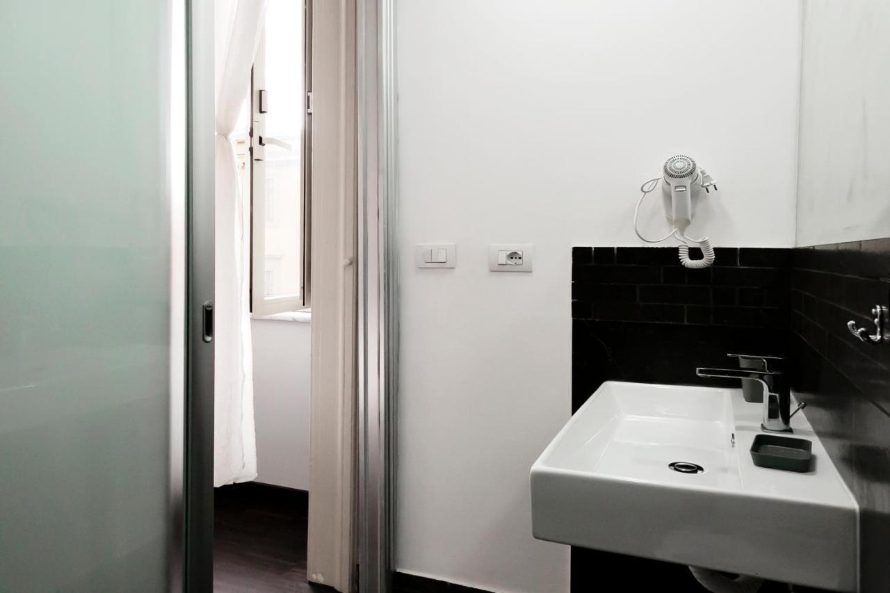 Dm69 - Termini Monti Crossroads Guest house Rome