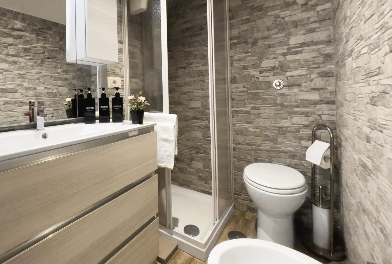 Sweet Modern House In Trastevere - Wifi & Netflix Apartment Rome