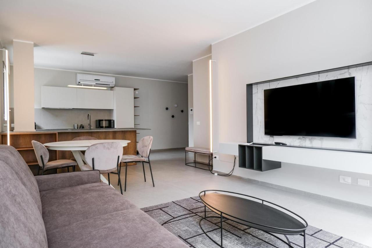 Viam Imbriani Appartement *