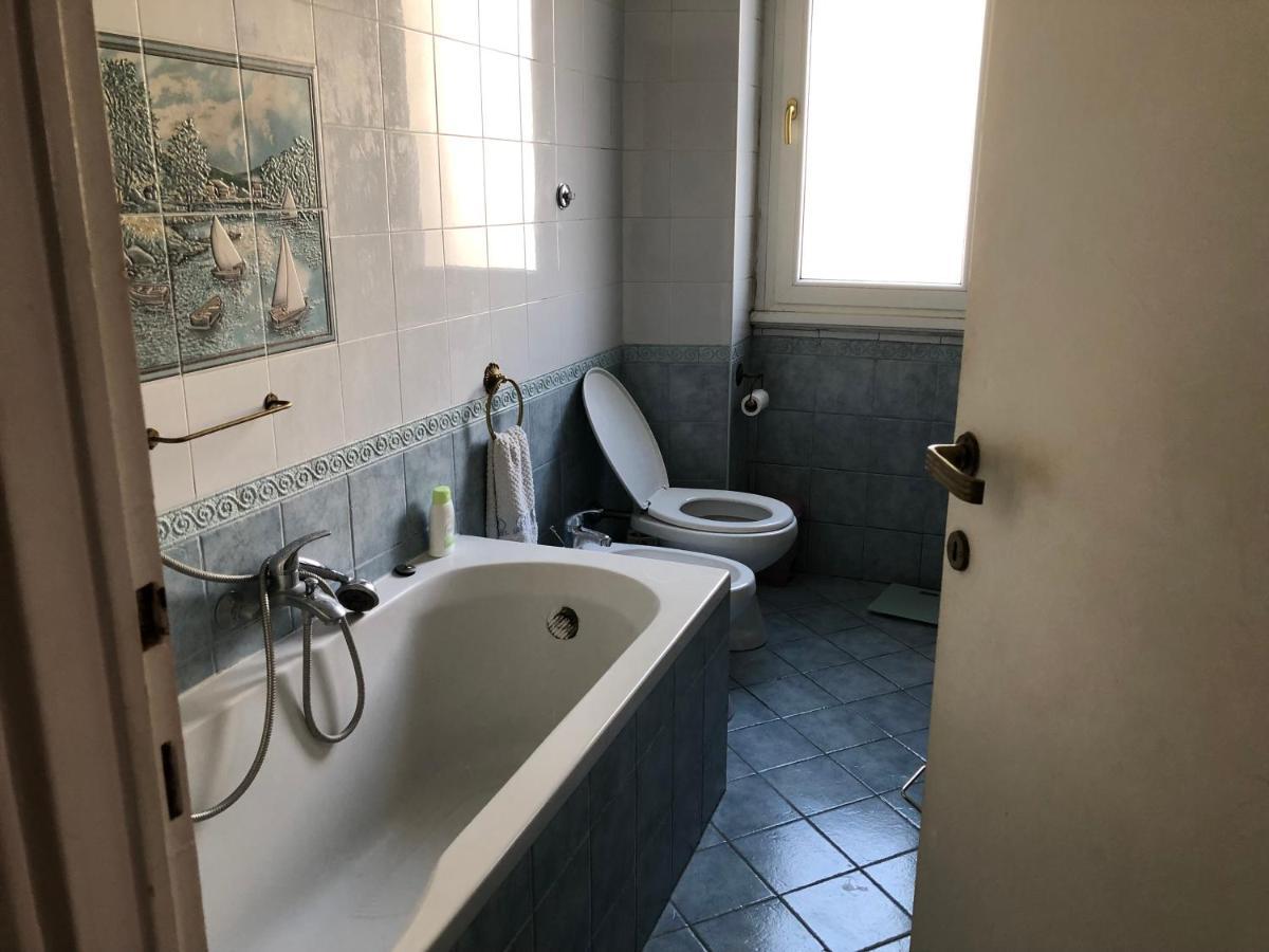Vaticano Stanza Del Teatro Capsule hotel Rome