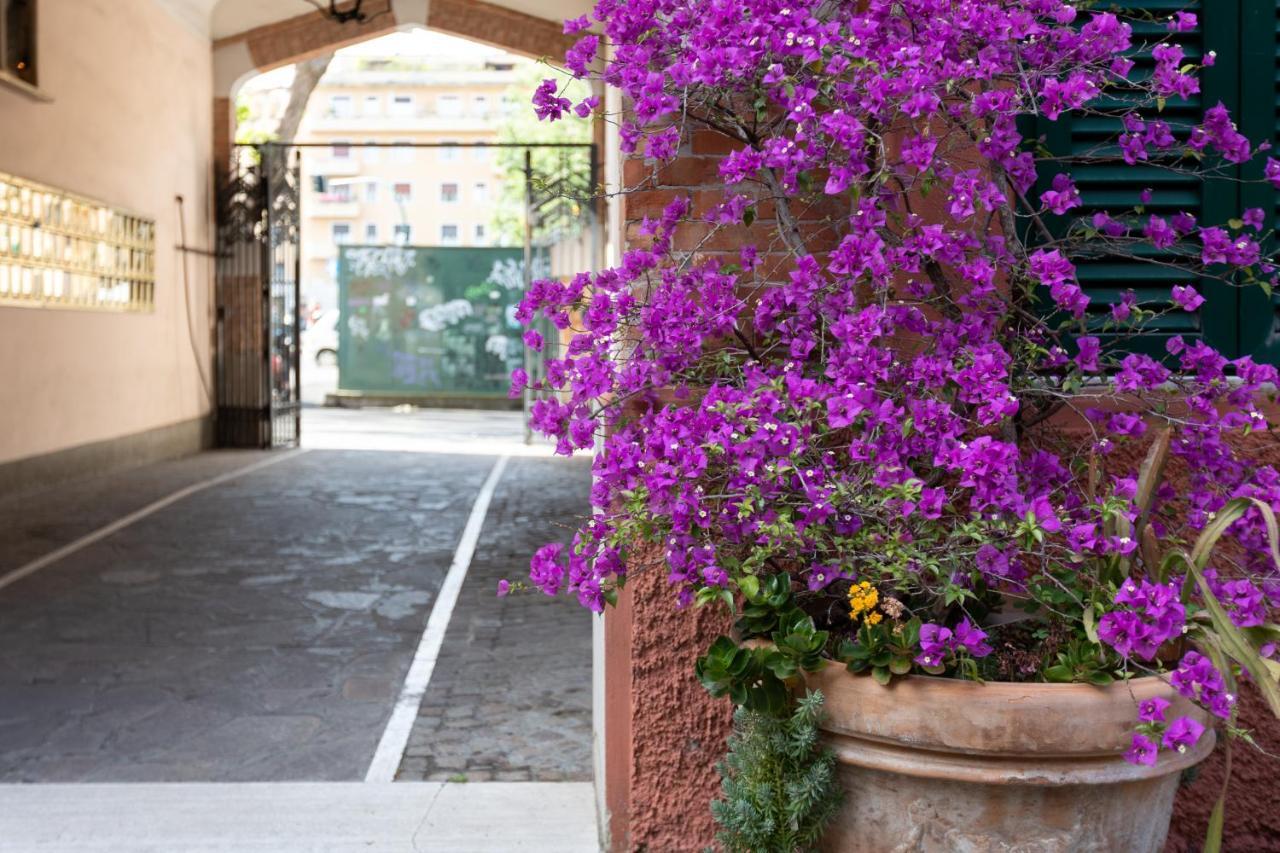 Cozy And Funny In Front Of Vatican Museums - Myflat In *