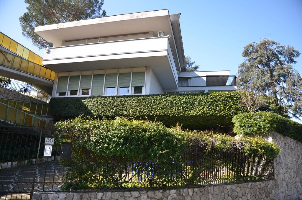 Casa Per Ferie Cardinal G. Guarino Bed & Breakfast Roma