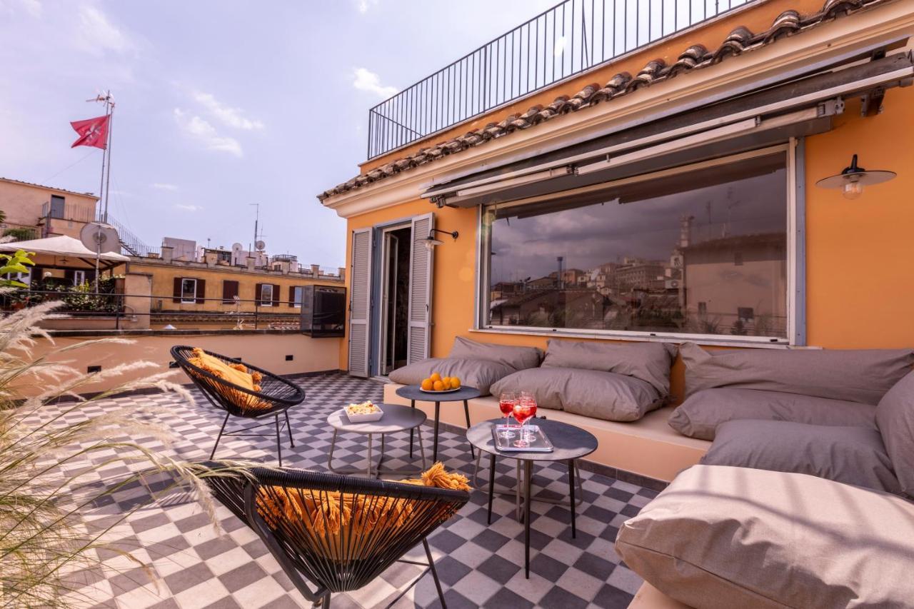 Romac - Condotti Penthouse In The Spanish Steps Area Apartment *