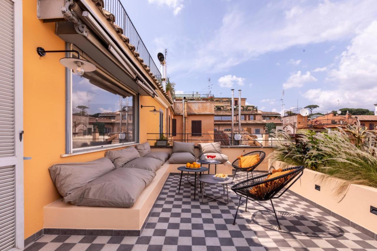 Romac - Condotti Penthouse In The Spanish Steps Area Apartment *