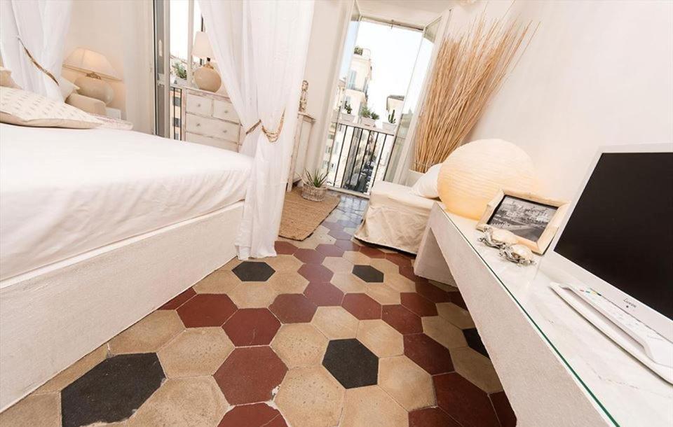 Campo With View And Balcony Apartment Rome