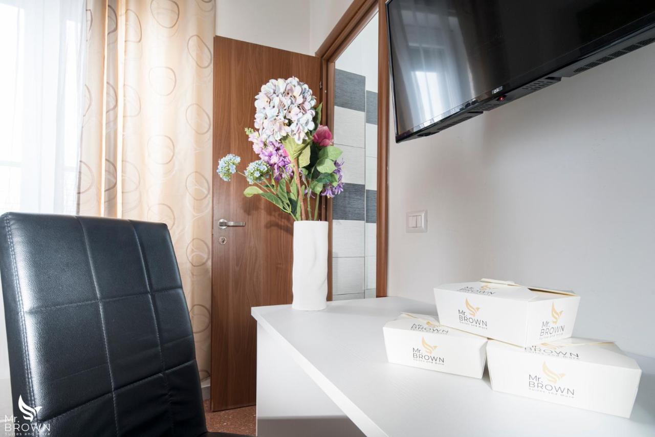 Mr. Brown - San Paolo Guest house *