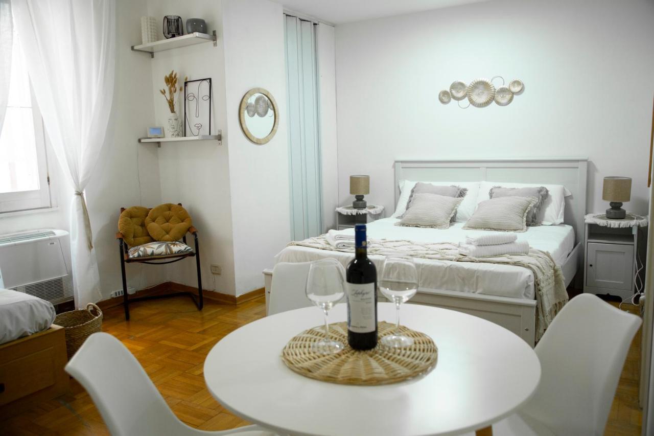 Apartment Shabby Studio- Ai Fori Imperiali *