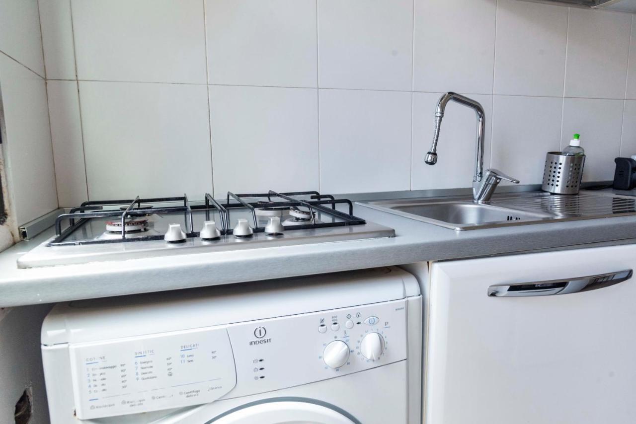 Merulana S.peter Apartment