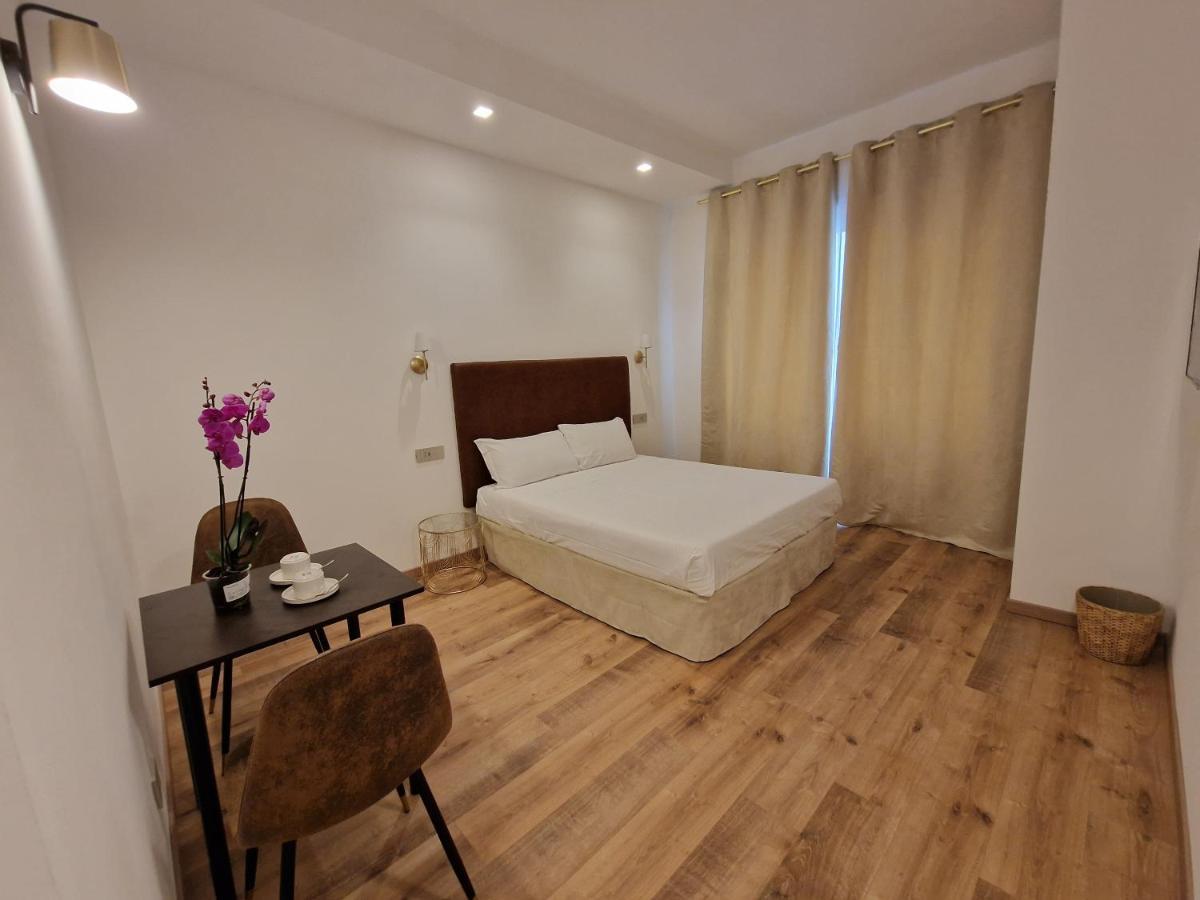 Cuma Bed & Breakfast Rome